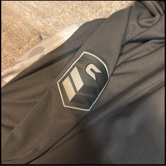 Tennessee volunteer  Gray Performance Quarter-Zip Jacket - Picture 6 of 7